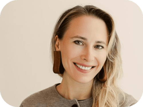 Dr Darya Haitoglou